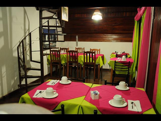 Residencial Los Rios Hotel Пуерто Игуасу Екстериор снимка